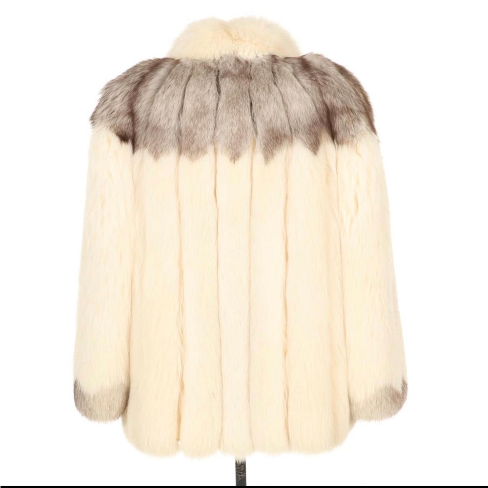Blue Fox Fur Coat - Picture 3 of 9